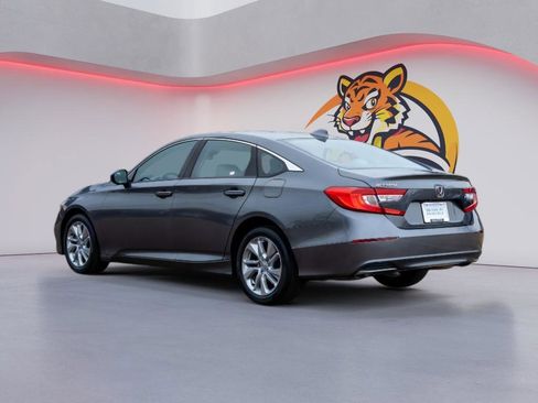 Used 2020 Honda Accord LX image 7