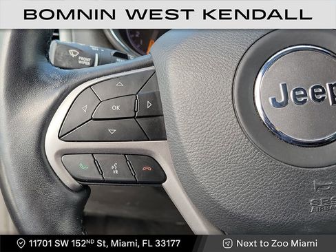 Used 2021 Jeep Grand Cherokee Laredo X image 15