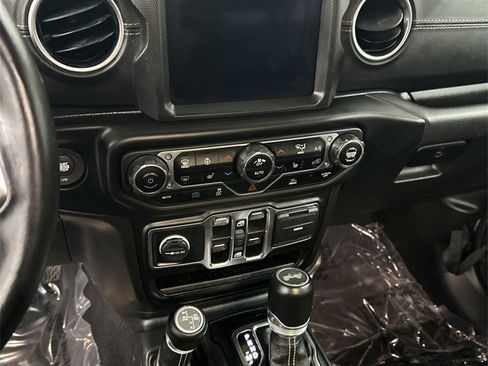 Used 2021 Jeep Wrangler Unlimited Sahara w/ Cold Weather Group image 36