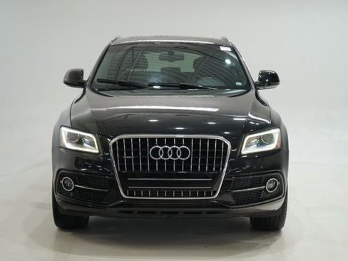 Used 2017 Audi Q5 2.0T Premium Plus w/ Technology Package image 2