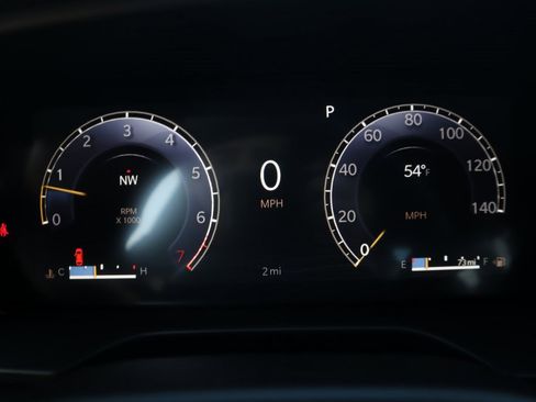 New 2025 Jeep Grand Cherokee Laredo image 4