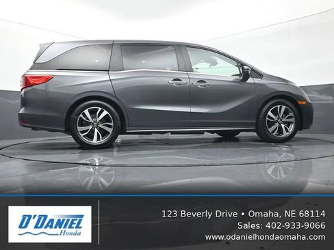Used 2023 Honda Odyssey Touring image 13