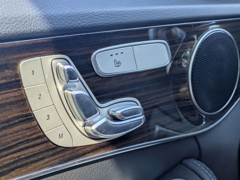 Used 2018 Mercedes-Benz C 300 4MATIC Sedan image 25