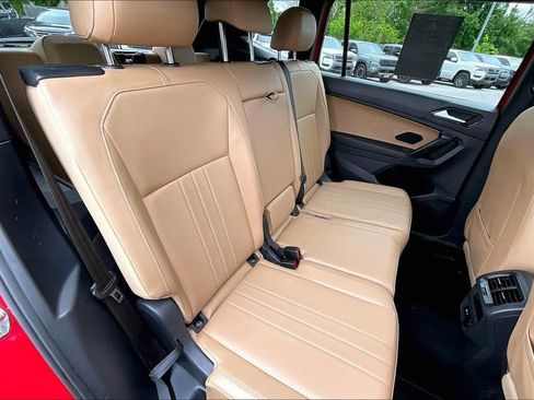 Used 2022 Volkswagen Tiguan SE FWD image 37