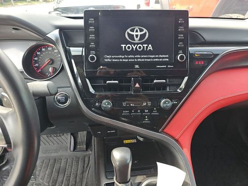 Used 2023 Toyota Camry XSE w/ Navigation Package image 15
