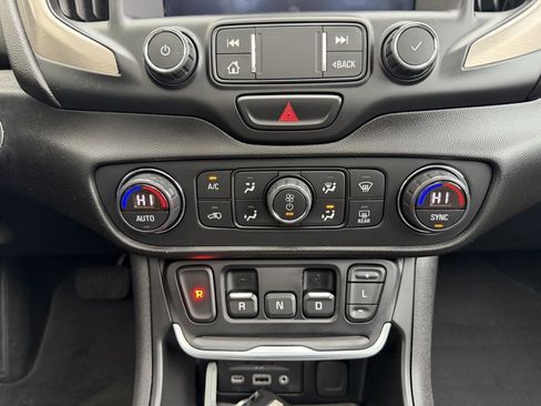 Used 2019 GMC Terrain Denali w/ Advanced Safety Package image 20