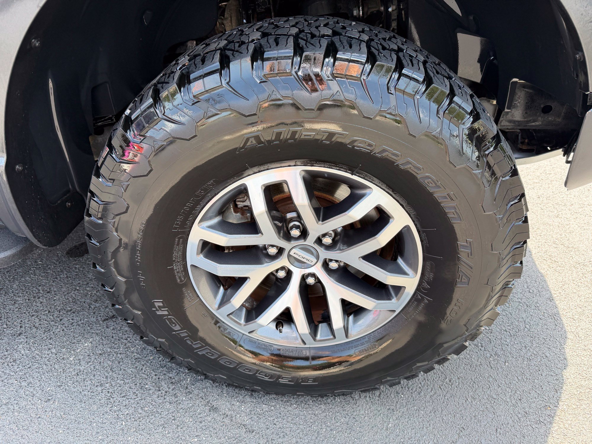 Used 2017 Ford F150 Raptor w/ Equipment Group 802A Luxury AWD/4WD image 8