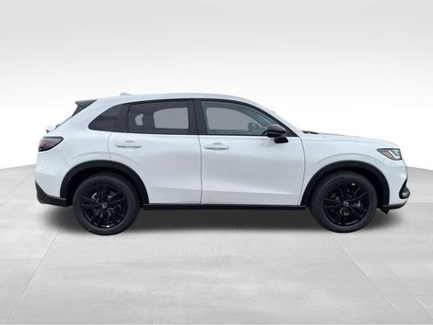 New 2026 Honda HR-V Sport image 8