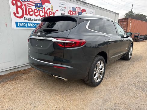 Used 2020 Buick Enclave Avenir w/ Avenir Technology Package image 3