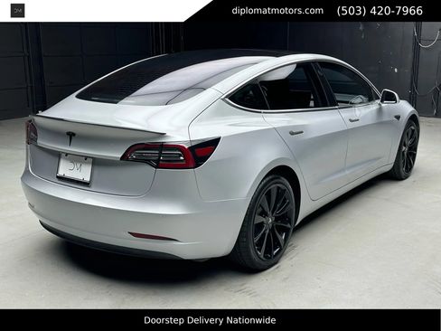 Used 2018 Tesla Model 3 Long Range image 7