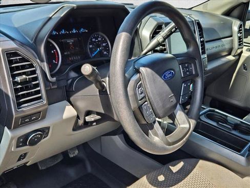 Used 2020 Ford F250 XLT w/ XLT Premium Package AWD/4WD image 9