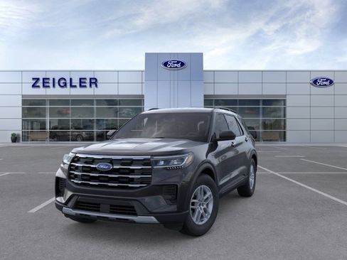 New 2026 Ford Explorer Active AWD/4WD image 2