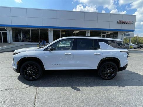 New 2026 Chevrolet Traverse RS w/ LPO, Floor Liner Package image 2