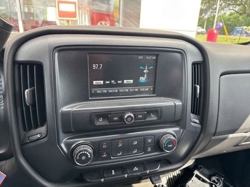 Used 2017 Chevrolet Silverado 1500 Custom w/ Custom Convenience Package image 29