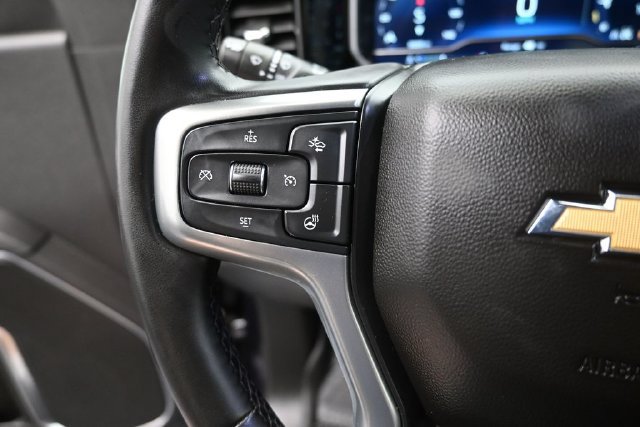 Used 2023 Chevrolet Silverado 1500 LT AWD/4WD image 6
