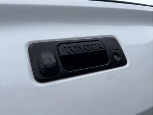 Used 2019 Toyota Tacoma TRD Sport RWD image 25