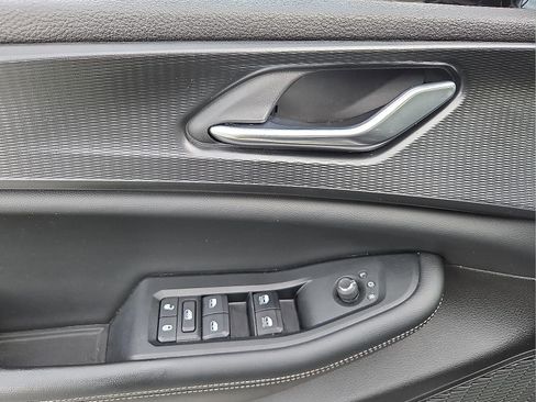 Used 2024 Jeep Grand Cherokee L Laredo image 14