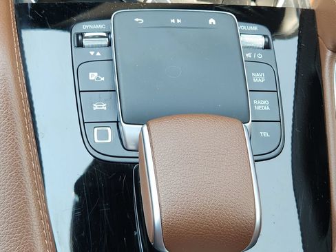 Used 2025 Mercedes-Benz GLS 450 4MATIC image 30