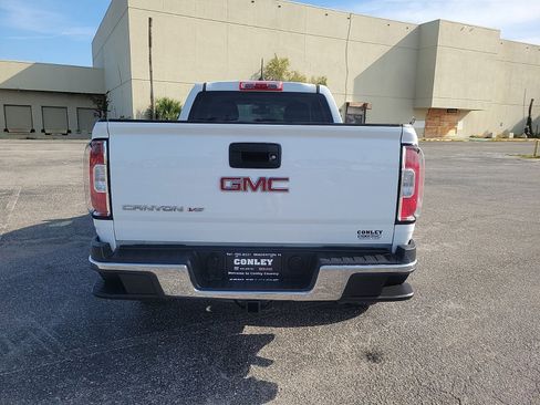 Used 2019 GMC Canyon 2WD Crew Cab w/ Convenience Package image 6