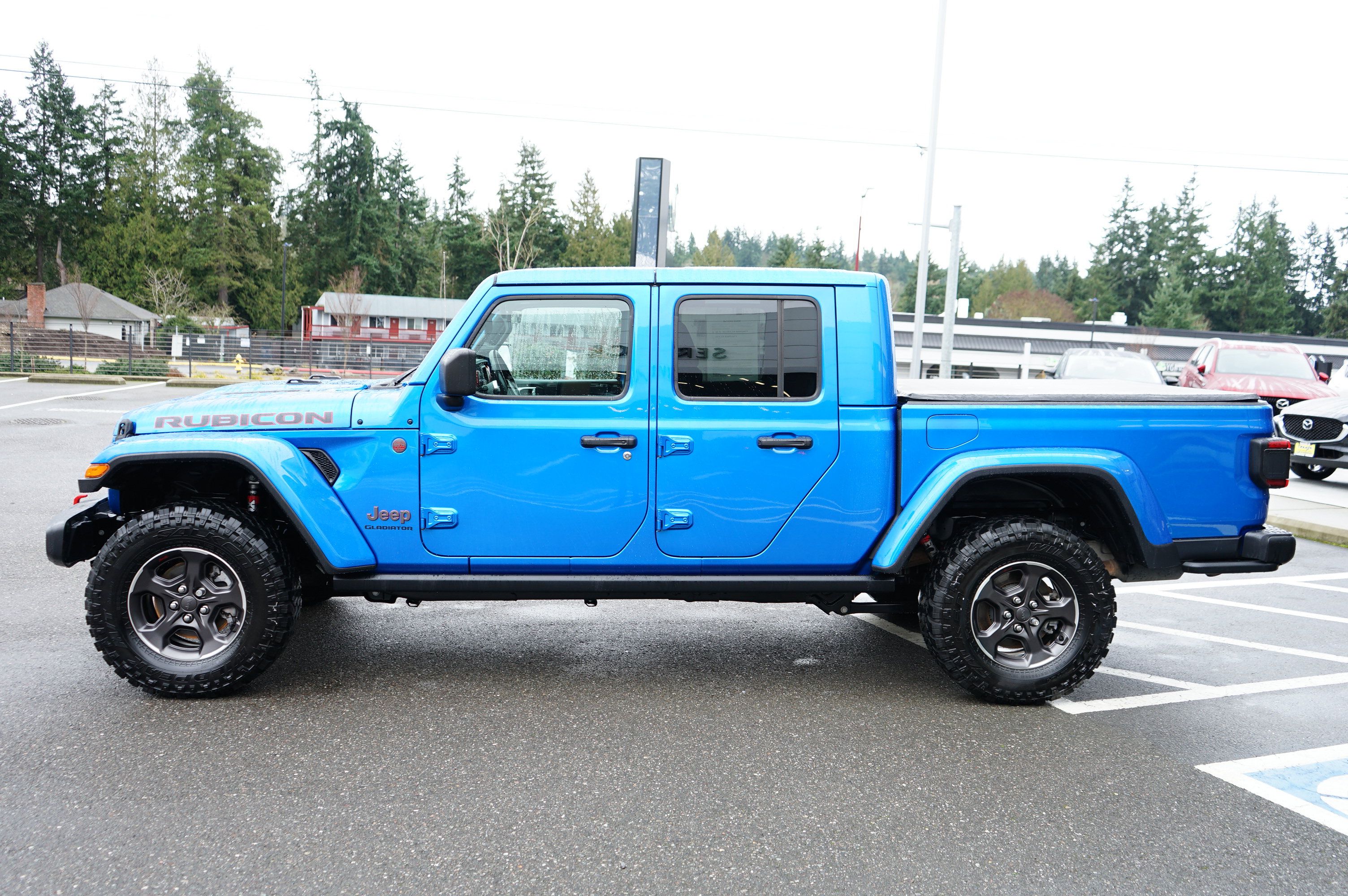 Used 2020 Jeep Gladiator Rubicon AWD/4WD image 6