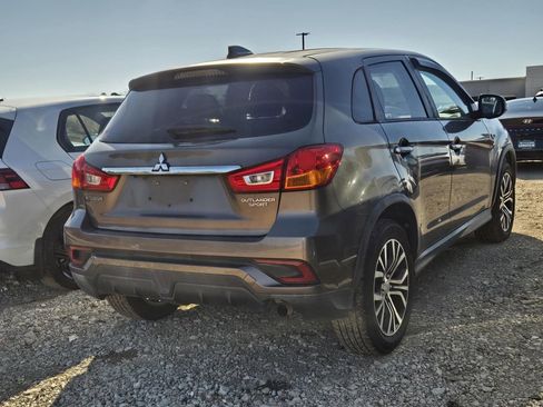 Used 2018 Mitsubishi Outlander Sport LE image 4