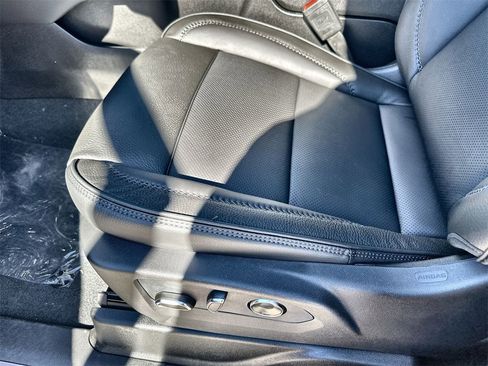 New 2026 GMC Yukon Denali w/ Sun & Power Step Package image 25