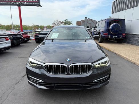 Used 2018 BMW 530i image 2