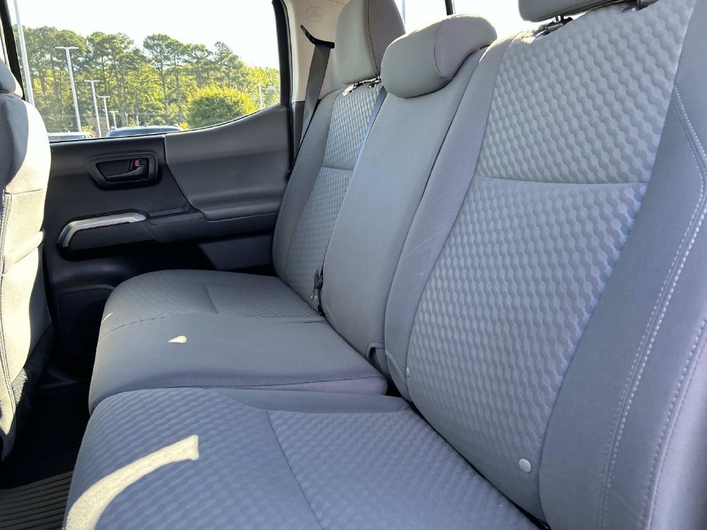 Used 2021 Toyota Tacoma SR5 RWD image 15