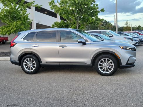 Used 2024 Honda CR-V EX-L image 3