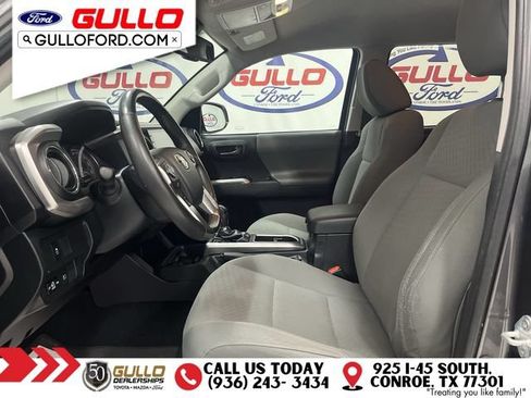 Used 2023 Toyota Tacoma SR5 RWD image 28