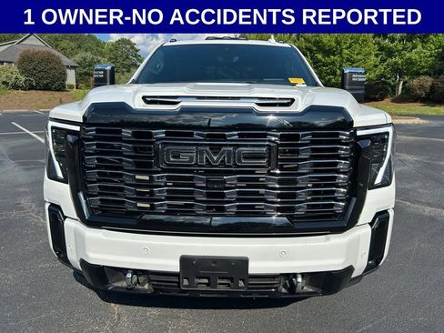 Used 2025 GMC Sierra 3500 Denali Ultimate AWD/4WD image 13