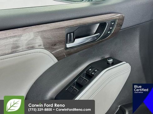 Used 2022 Toyota Highlander Limited image 21