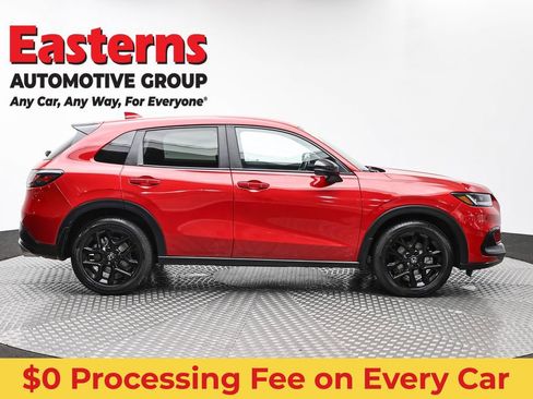 Used 2025 Honda HR-V Sport image 4