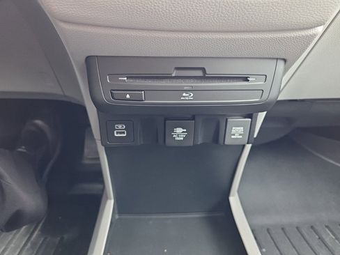 Used 2022 Honda Odyssey Elite image 29