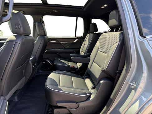 Used 2026 GMC Acadia Denali w/ Super Cruise Package image 21