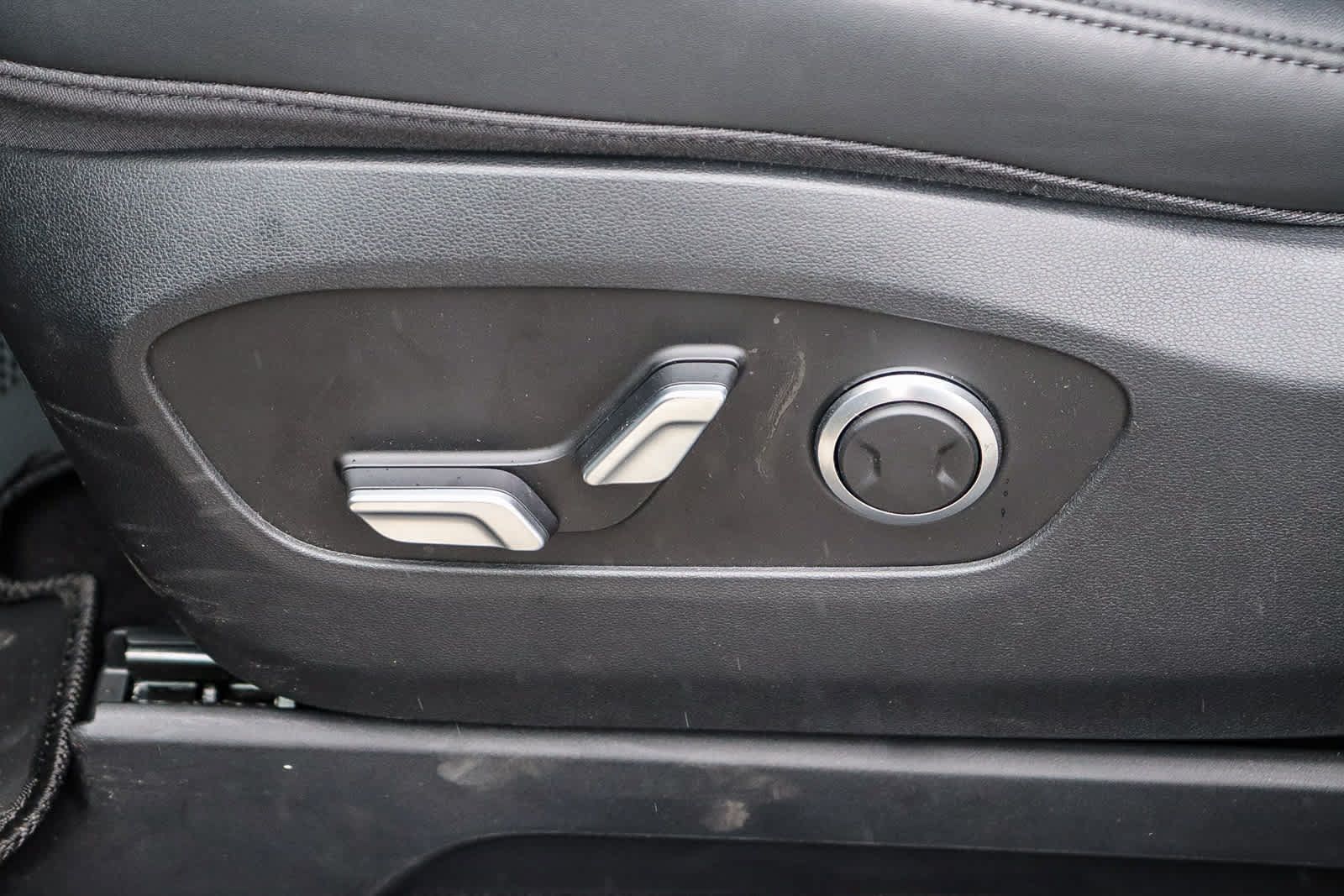 New 2026 Hyundai Ioniq 9 SEL AWD/4WD image 27