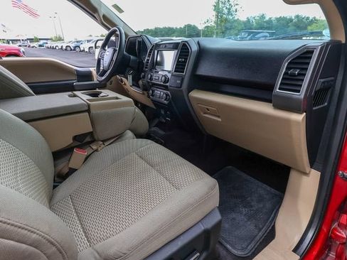 Used 2016 Ford F150 XLT w/ Equipment Group 302A Luxury AWD/4WD image 18