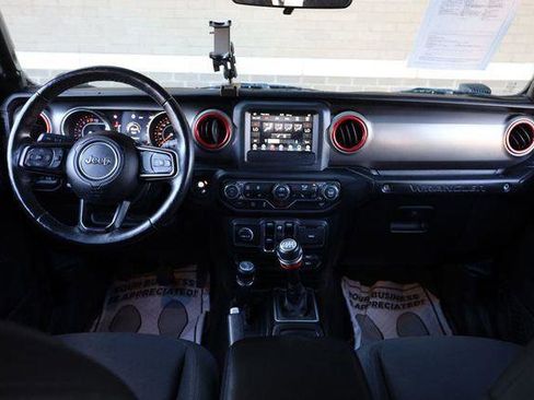 Used 2018 Jeep Wrangler Unlimited Sport S AWD/4WD image 31