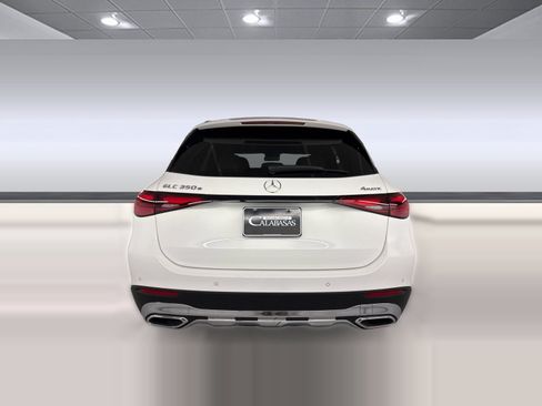 Certified 2025 Mercedes-Benz GLC 350e 4MATIC image 10