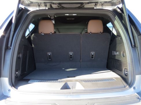 Used 2026 Chevrolet Tahoe High Country image 13