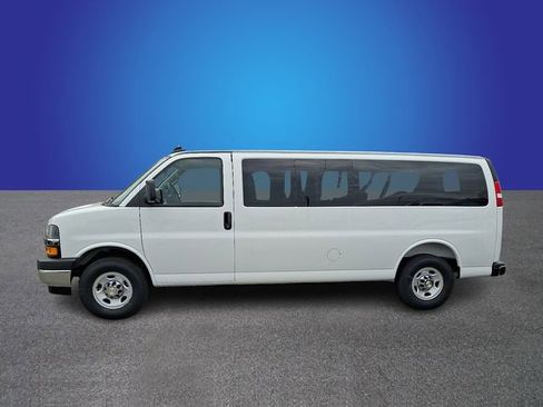 New 2025 Chevrolet Express 3500 LT w/ LT Preferred Equipment Group image 4