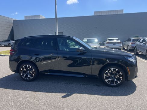 Used 2025 BMW X3 xDrive30i AWD/4WD image 9