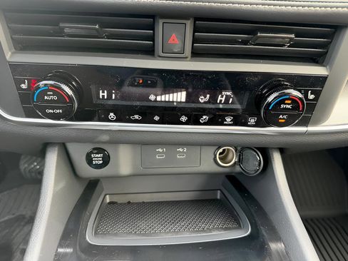 New 2026 Nissan Rogue SV image 23