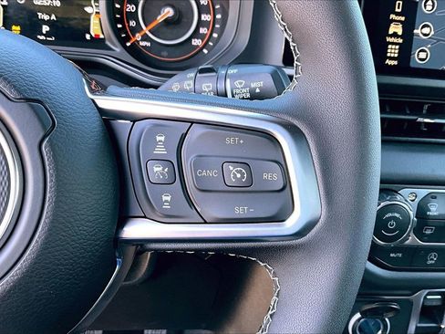 New 2026 Jeep Wrangler Sahara AWD/4WD image 30