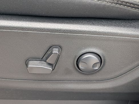 Used 2023 RAM 1500 Big Horn AWD/4WD image 20