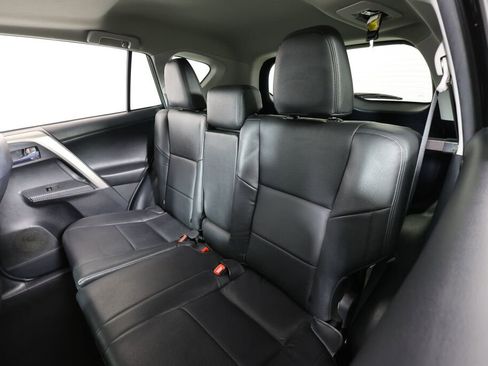 Used 2015 Toyota RAV4 XLE AWD/4WD image 15