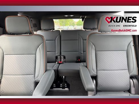 New 2026 GMC Yukon AT4 w/ AT4 Premium Plus Package AWD/4WD image 32