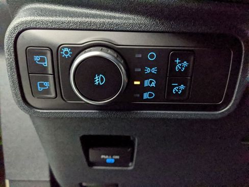 New 2025 Ford Bronco Outer Banks AWD/4WD image 14