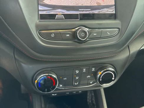 Used 2023 Chevrolet TrailBlazer RS AWD/4WD image 10