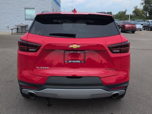 Used 2024 Chevrolet Blazer LT w/ Convenience Package FWD image 4